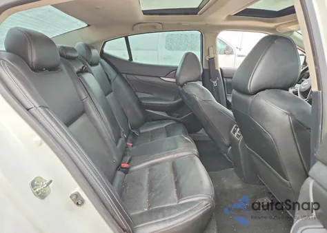 2017 Nissan Maxima z USA, uszkodzony, nr VIN 1N4AA6AP5HC449268